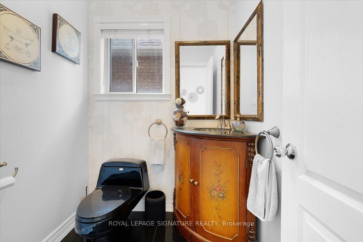 12 Pietro Drive, Vaughan, ON - Indoor