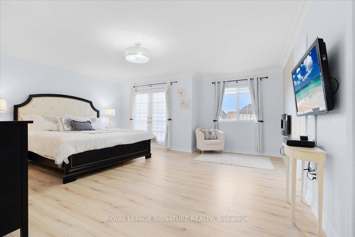 12 Pietro Drive, Vaughan, ON - Indoor Photo Showing Bedroom