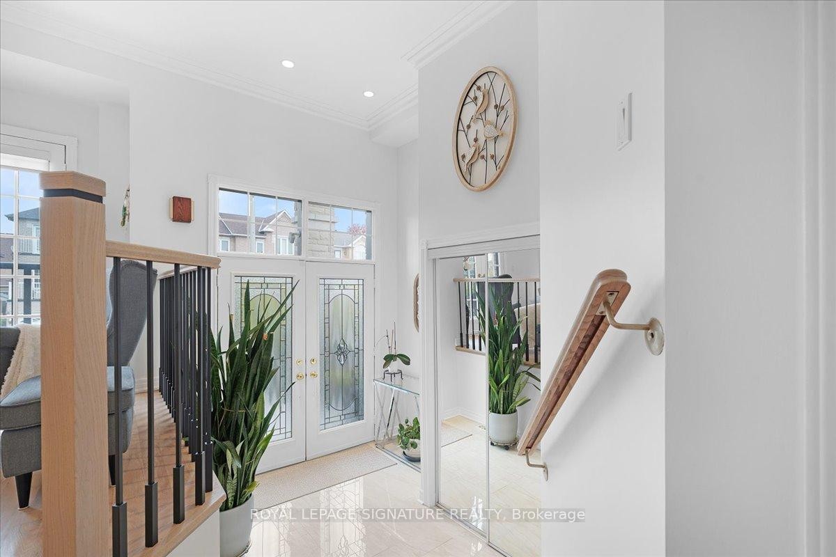 12 Pietro Drive, Vaughan, ON - Indoor Photo Showing Other Room