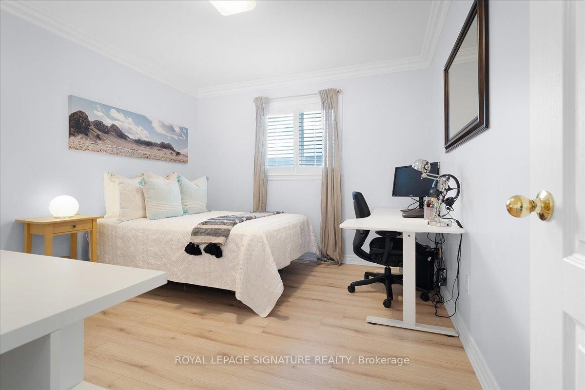 12 Pietro Drive, Vaughan, ON - Indoor Photo Showing Bedroom