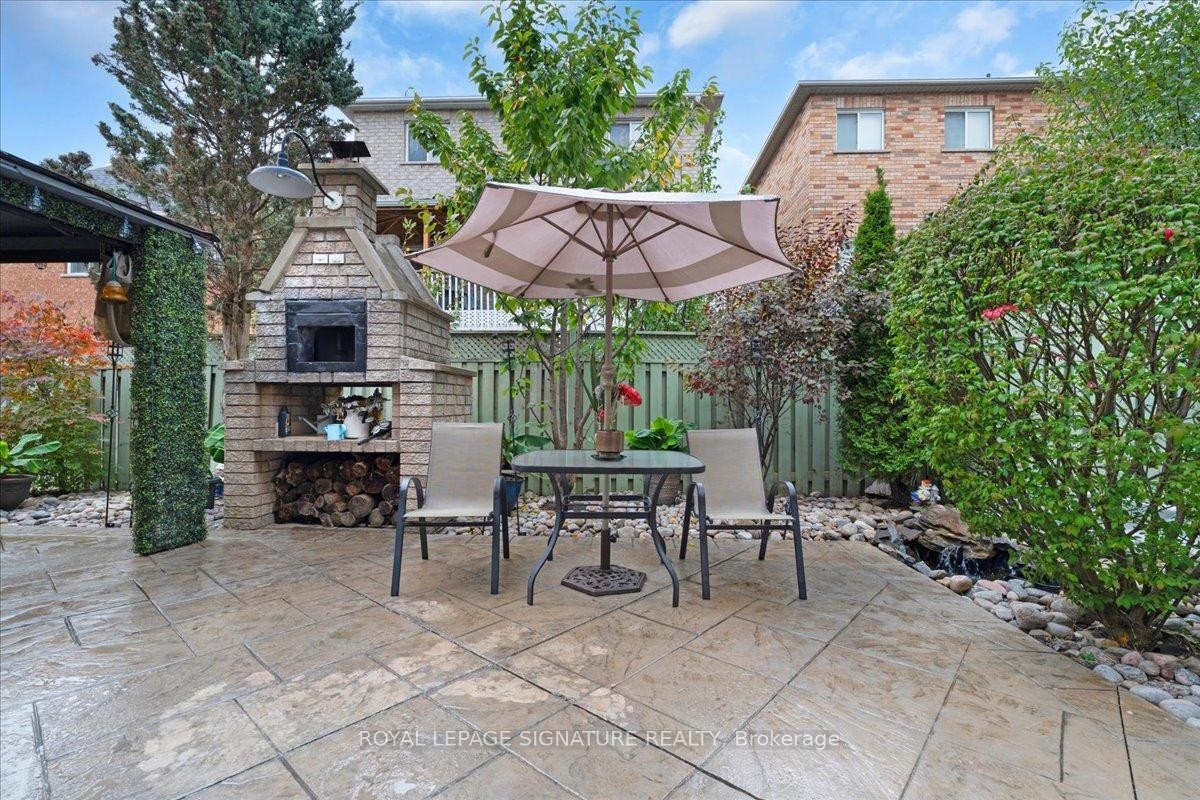 12 Pietro Drive, Vaughan, ON - Outdoor