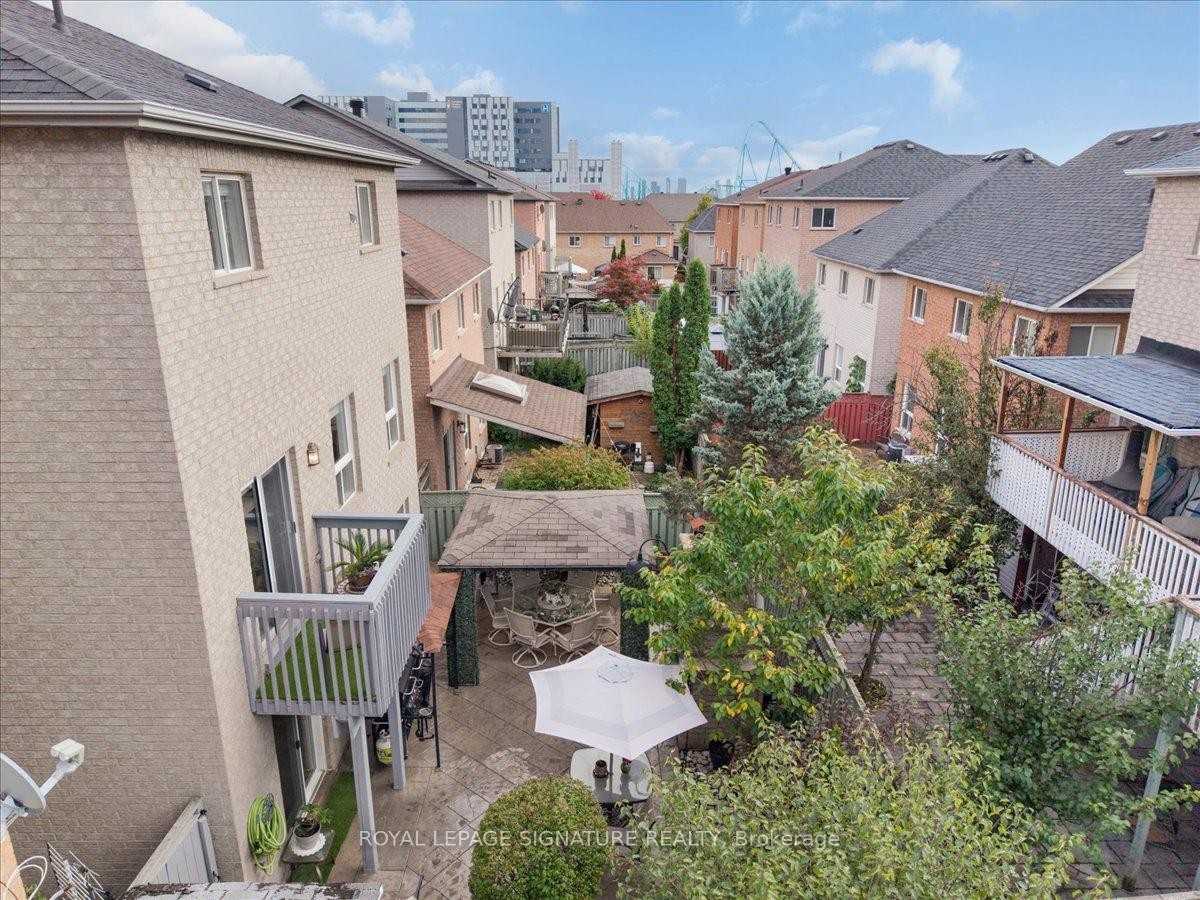 12 Pietro Drive, Vaughan, ON - Outdoor