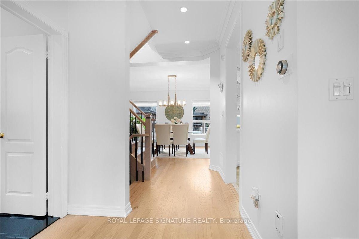 12 Pietro Drive, Vaughan, ON - Indoor Photo Showing Other Room