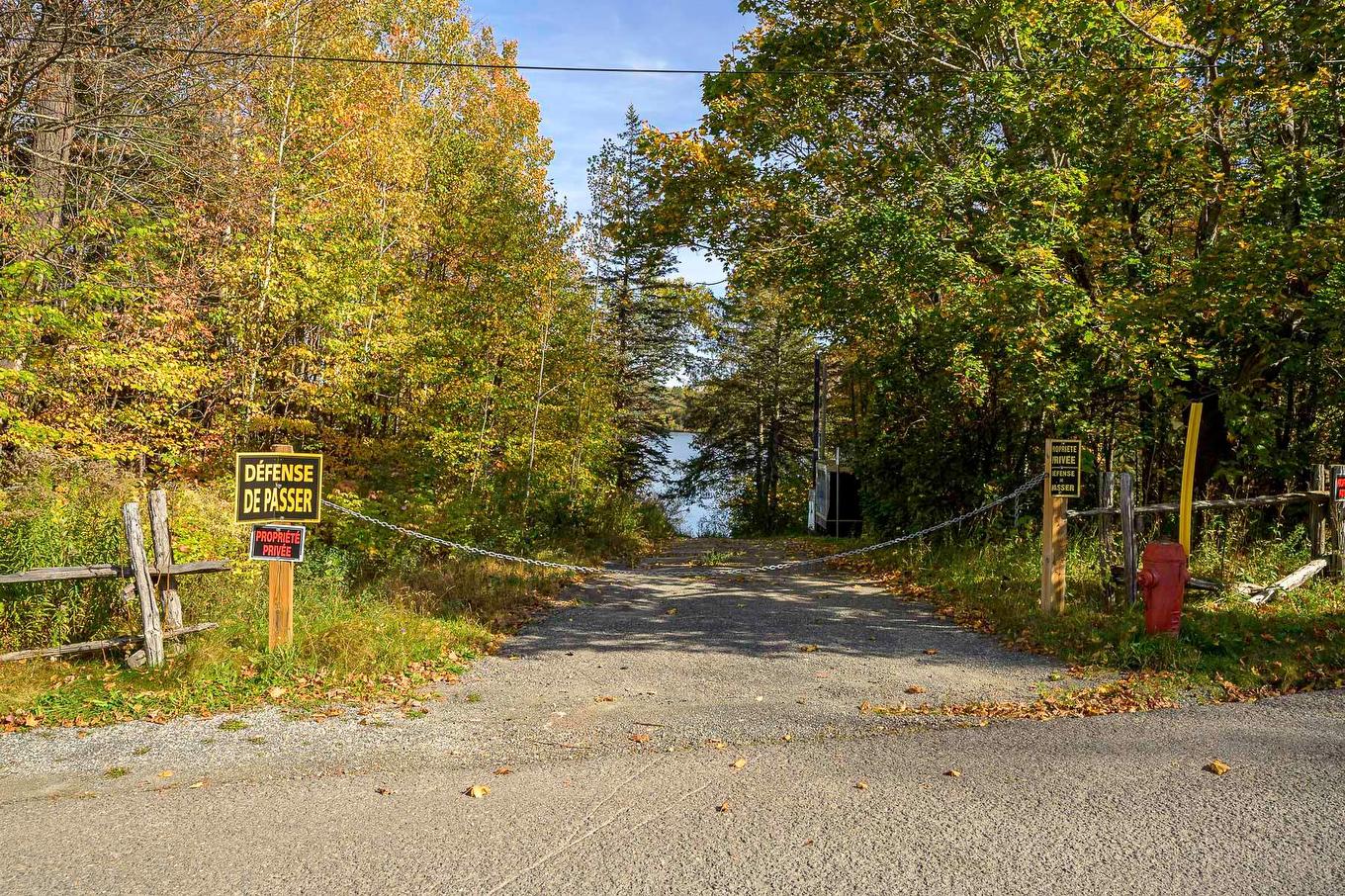 Accès au plan d'eau - 180 Av. Nantel, Sainte-Agathe-Des-Monts, QC - Outdoor With View