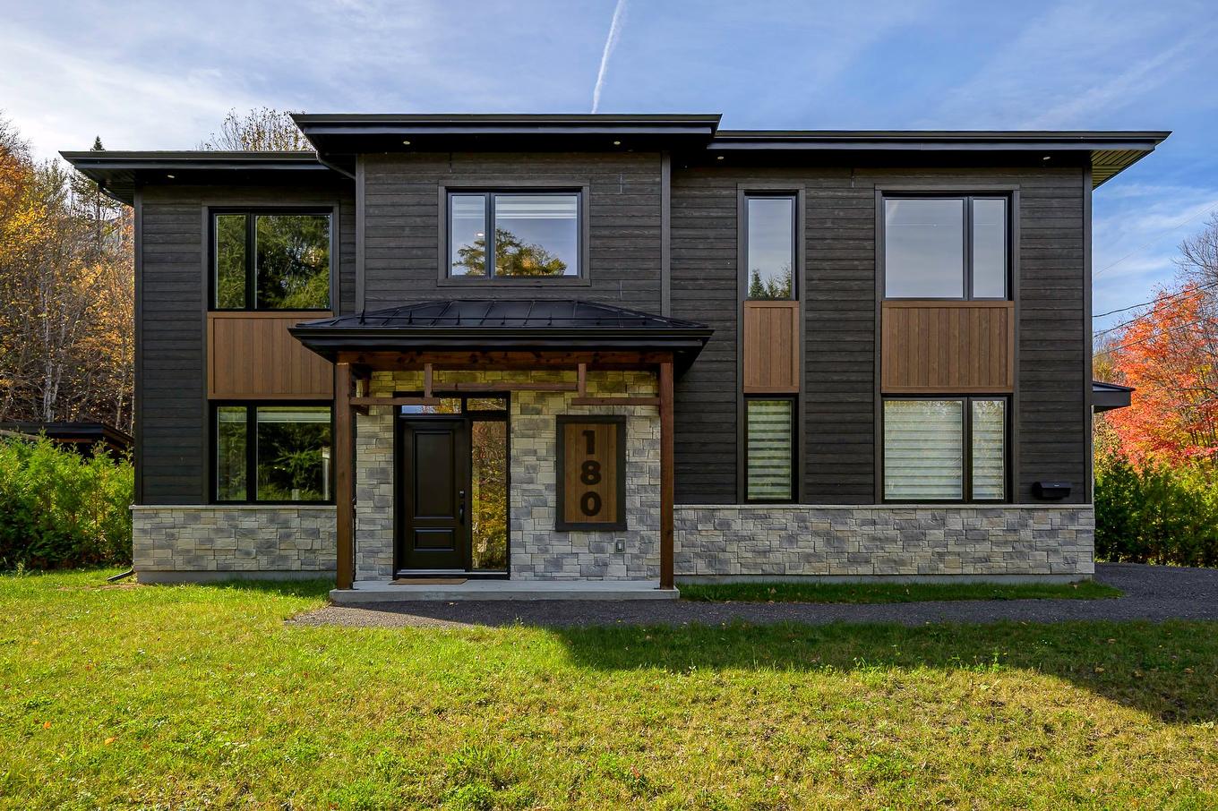 Façade - 180 Av. Nantel, Sainte-Agathe-Des-Monts, QC - Outdoor