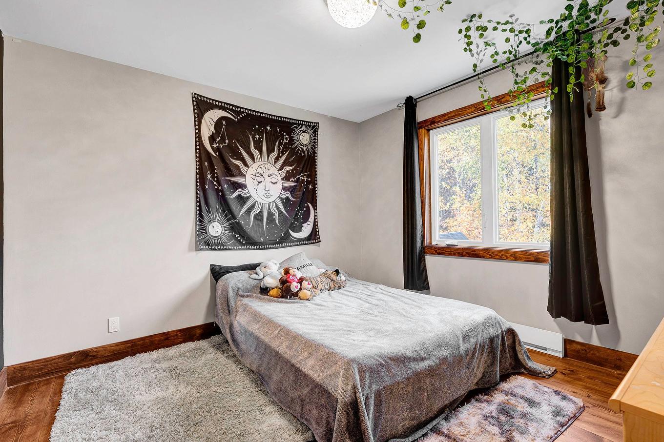 Chambre à coucher - 180 Av. Nantel, Sainte-Agathe-Des-Monts, QC - Indoor Photo Showing Bedroom