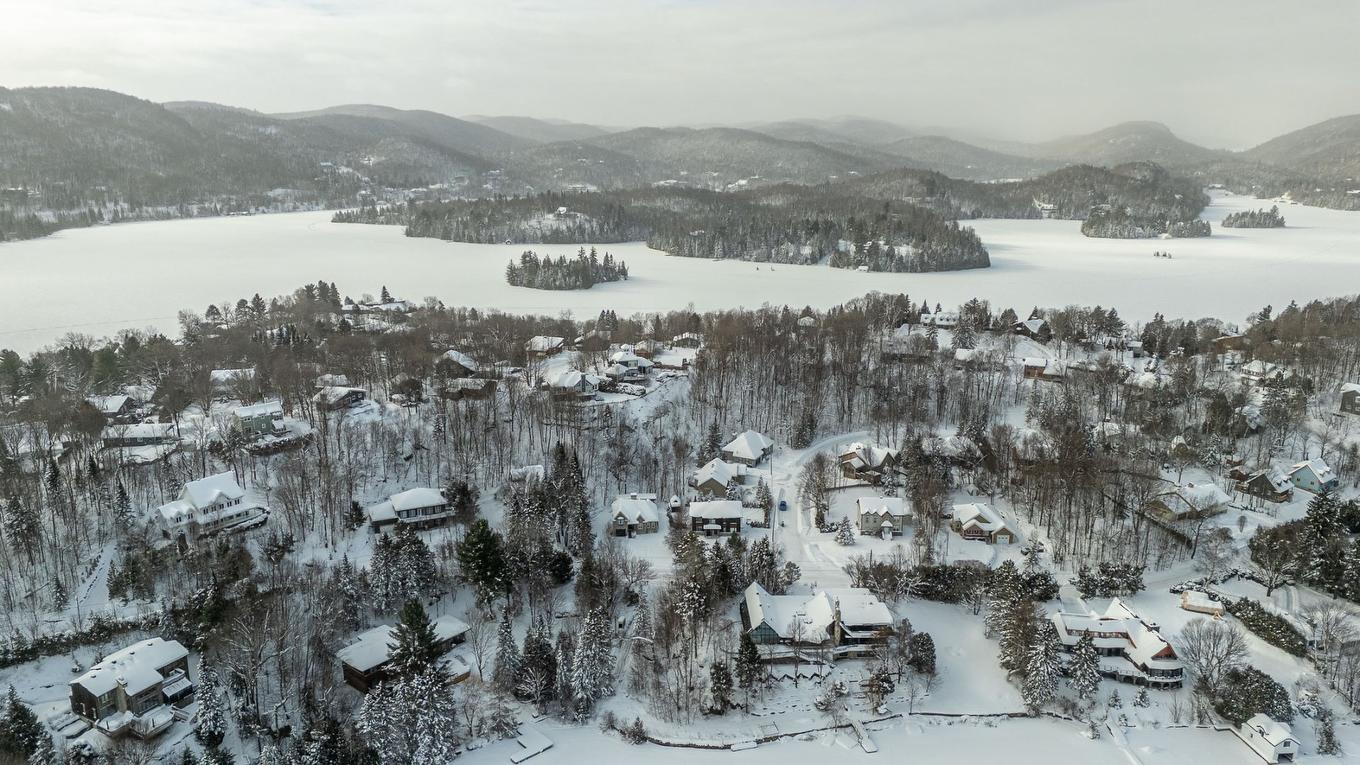 Accès au plan d'eau - 180 Av. Nantel, Sainte-Agathe-Des-Monts, QC - Outdoor With View