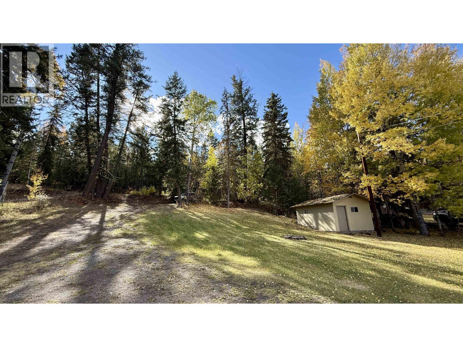 4635 Caverly Road, Lac La Hache, BC - Outdoor