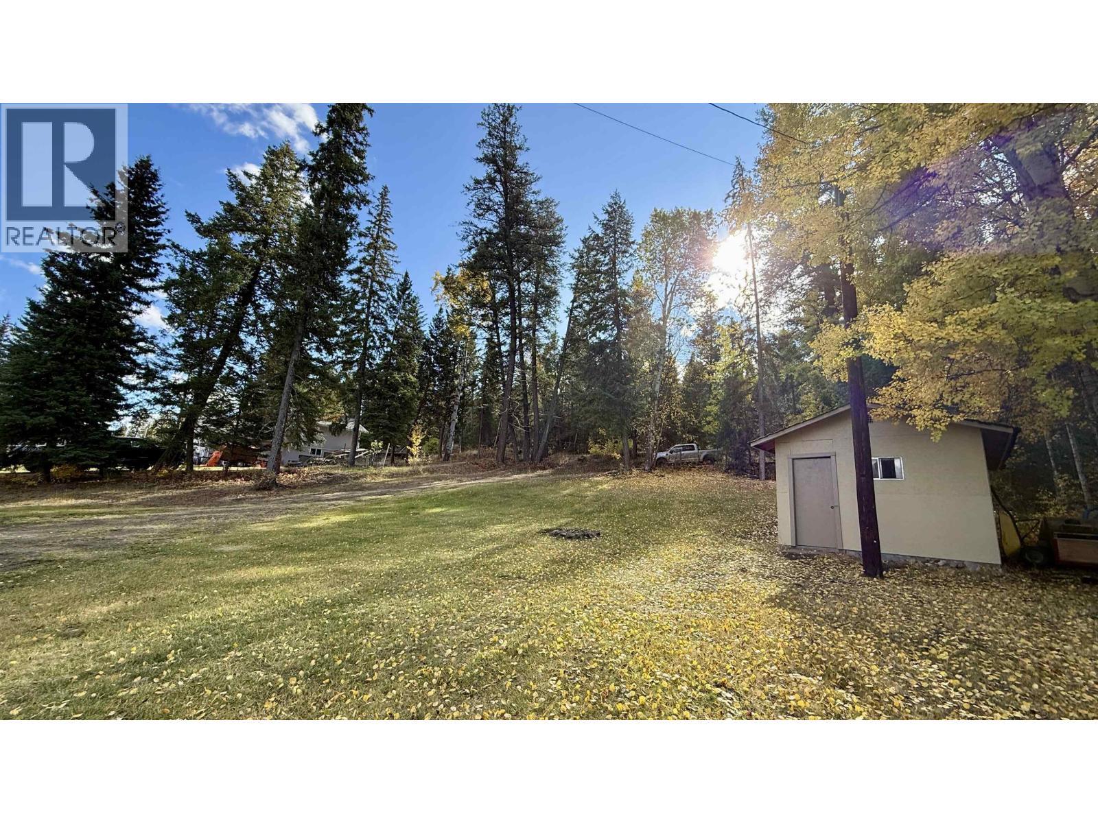 4635 Caverly Road, Lac La Hache, BC - Outdoor
