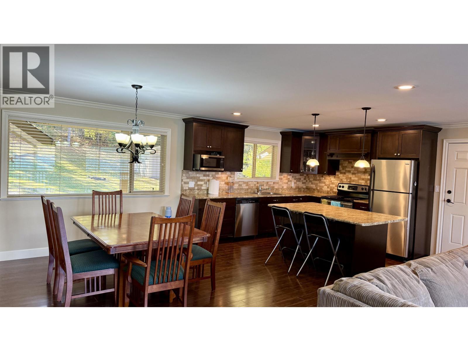 4635 Caverly Road, Lac La Hache, BC - Indoor