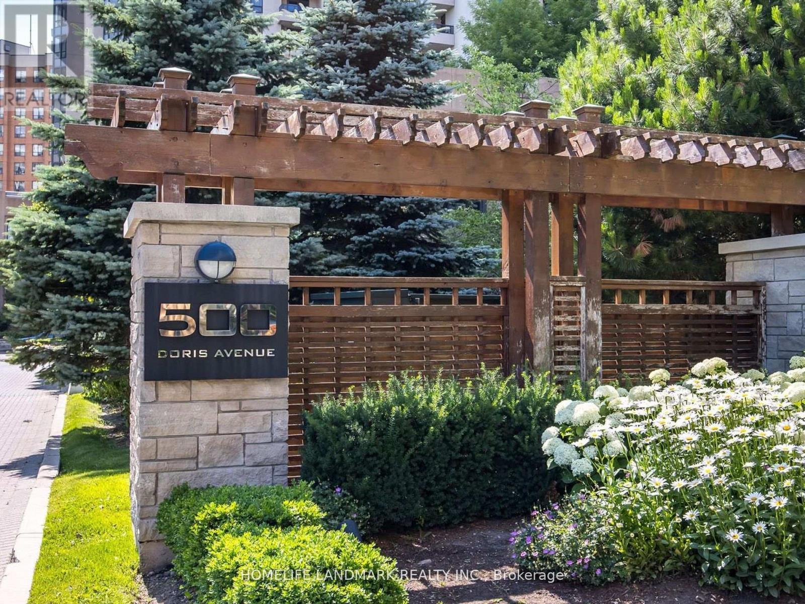 1323 - 500 Doris Avenue, Toronto, ON - Outdoor