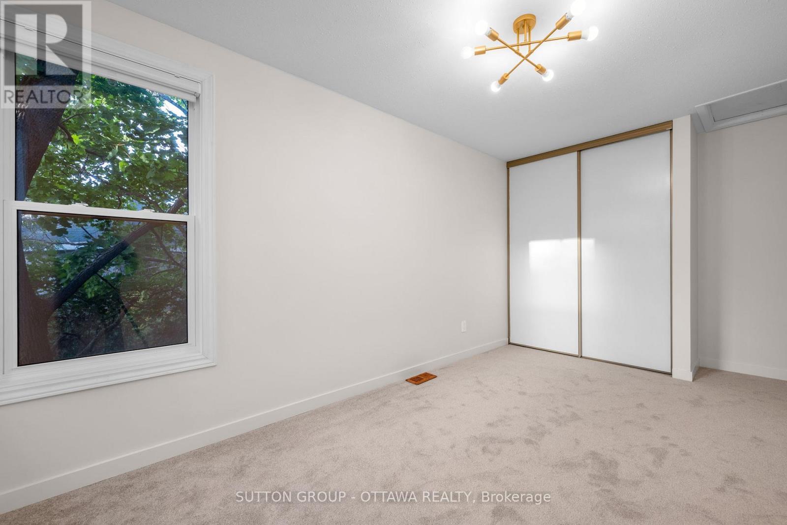 Bedroom 2 - 1 Marielle Court, Ottawa, ON - Indoor Photo Showing Other Room