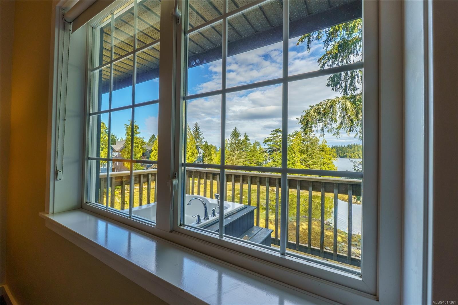 507-1971 Harbour Dr, Ucluelet, BC - Indoor Photo Showing Other Room