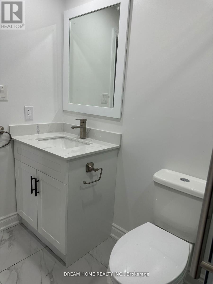11 Argelia Crescent E, Brampton, ON - Indoor Photo Showing Bathroom