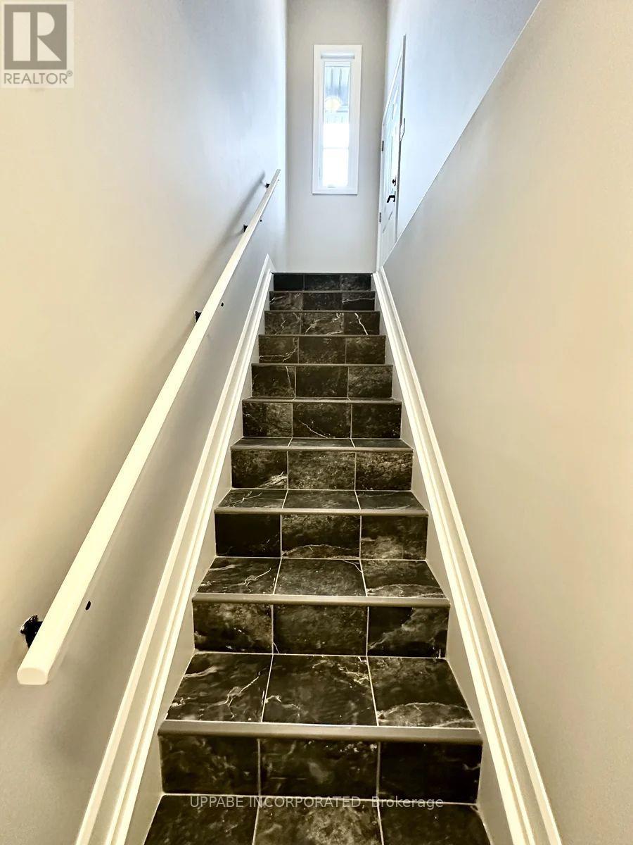 Unit A - 904 Chablis Crescent, Russell, ON