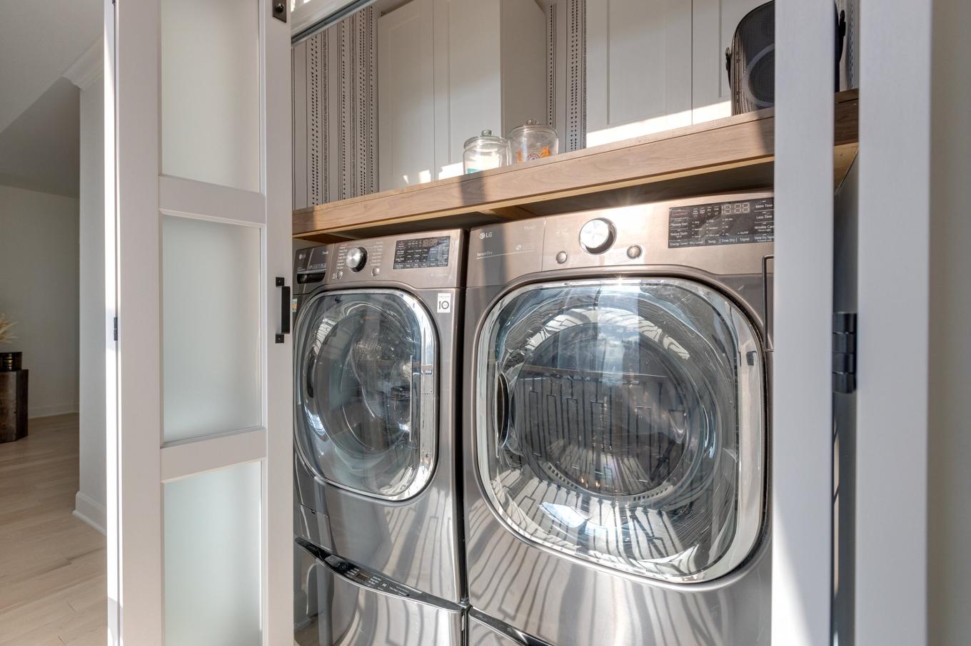 Salle de lavage - 899 Rue Notre-Dame, Repentigny (Repentigny), QC - Indoor Photo Showing Laundry Room