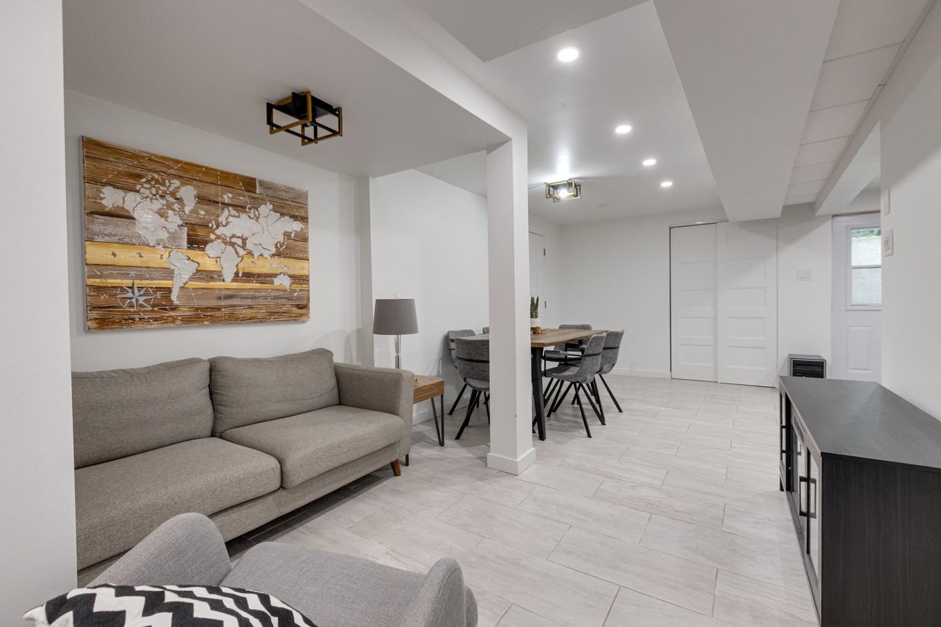 Salle familiale - 899 Rue Notre-Dame, Repentigny (Repentigny), QC - Indoor Photo Showing Living Room