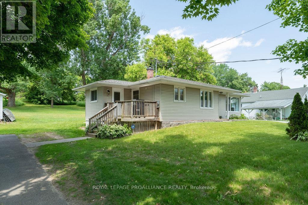 1036 Wagarville Road, Frontenac (Frontenac Centre), ON - Outdoor