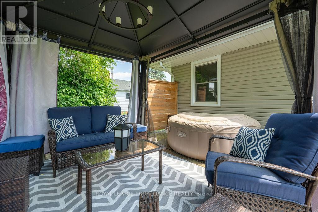 1036 Wagarville Road, Frontenac (Frontenac Centre), ON - Outdoor With Deck Patio Veranda With Exterior