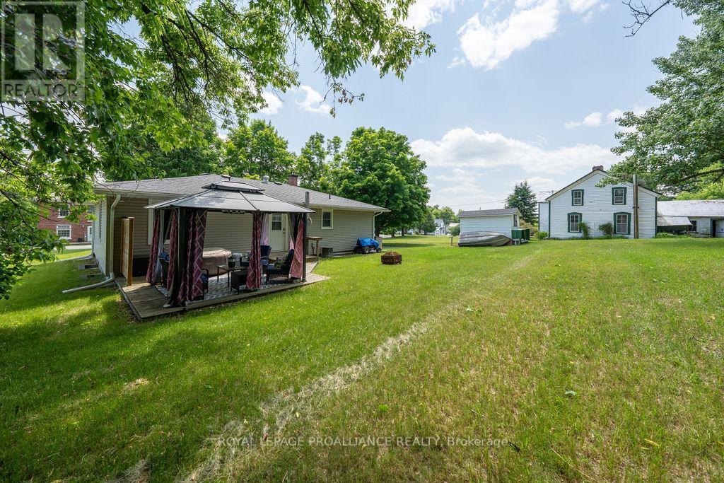 1036 Wagarville Road, Frontenac (Frontenac Centre), ON - Outdoor With Exterior