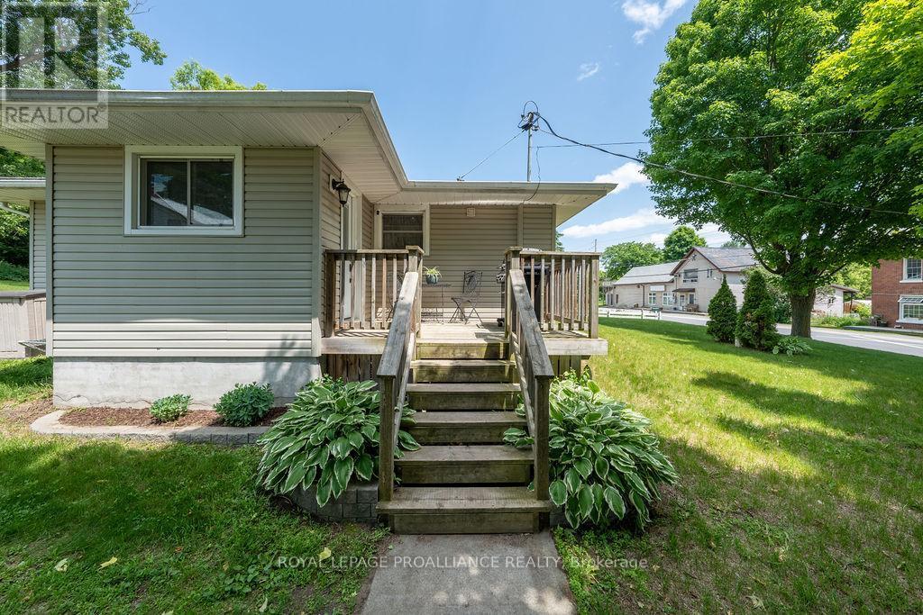 1036 Wagarville Road, Frontenac (Frontenac Centre), ON - Outdoor