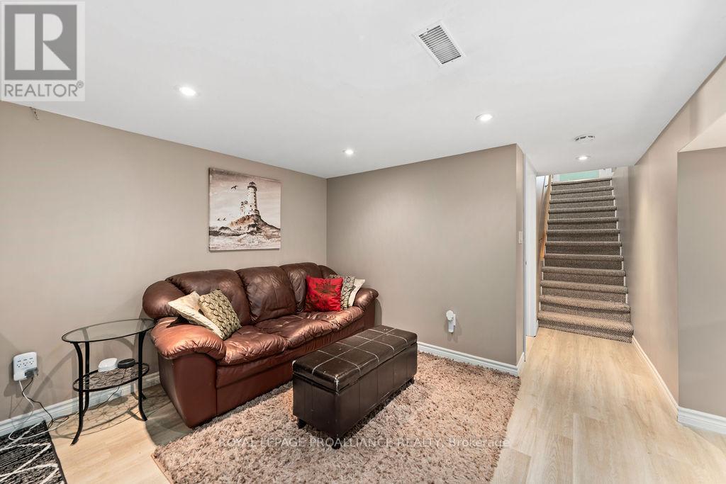 1036 Wagarville Road, Frontenac (Frontenac Centre), ON - Indoor