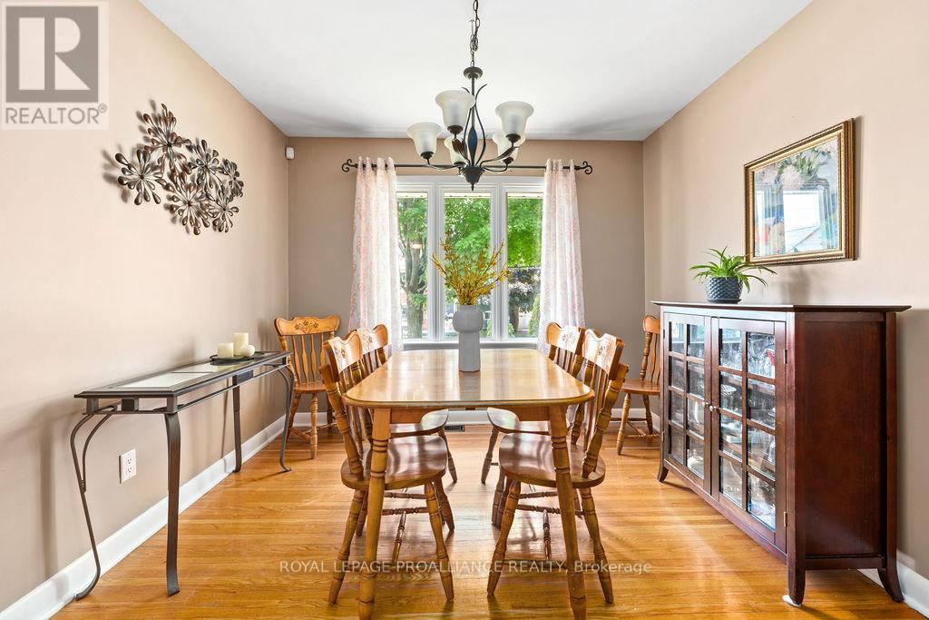 1036 Wagarville Road, Frontenac (Frontenac Centre), ON - Indoor Photo Showing Dining Room