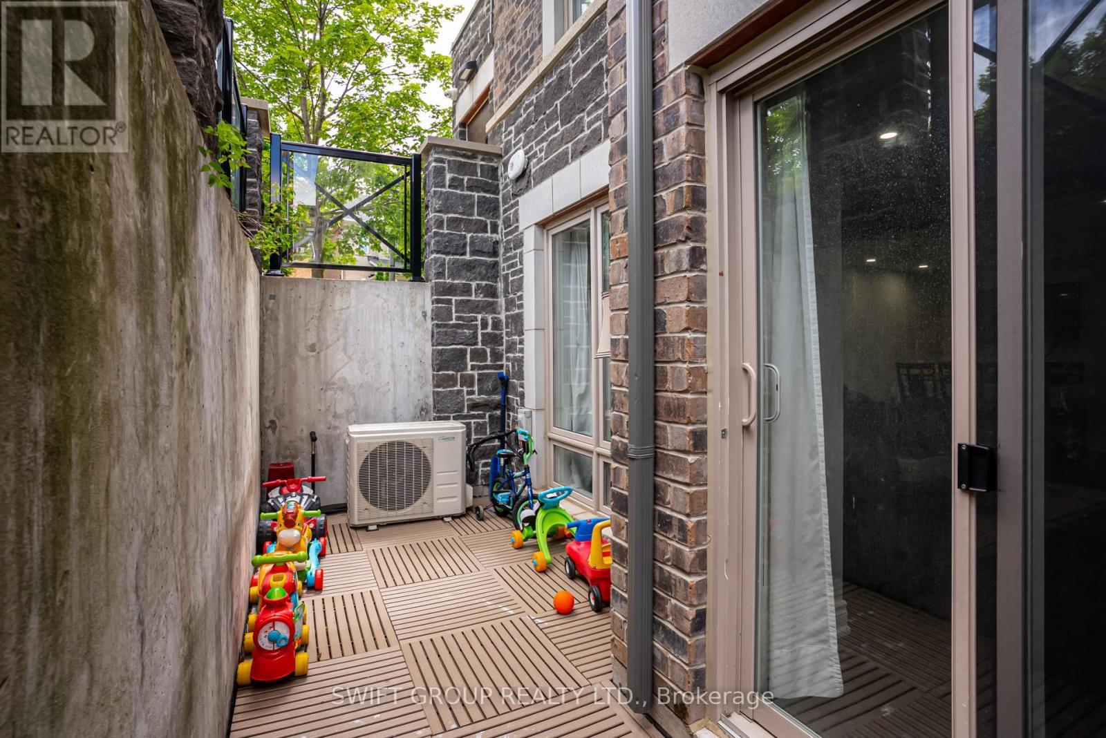 801 - 1 Blanche Lane, Markham, ON - Outdoor With Exterior