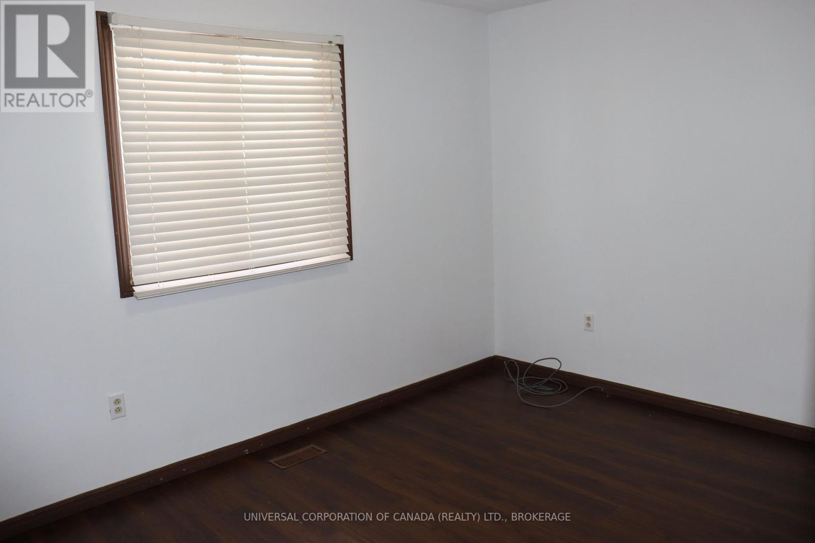 15 Treadwell Street E, Aylmer, ON - Indoor Photo Showing Other Room