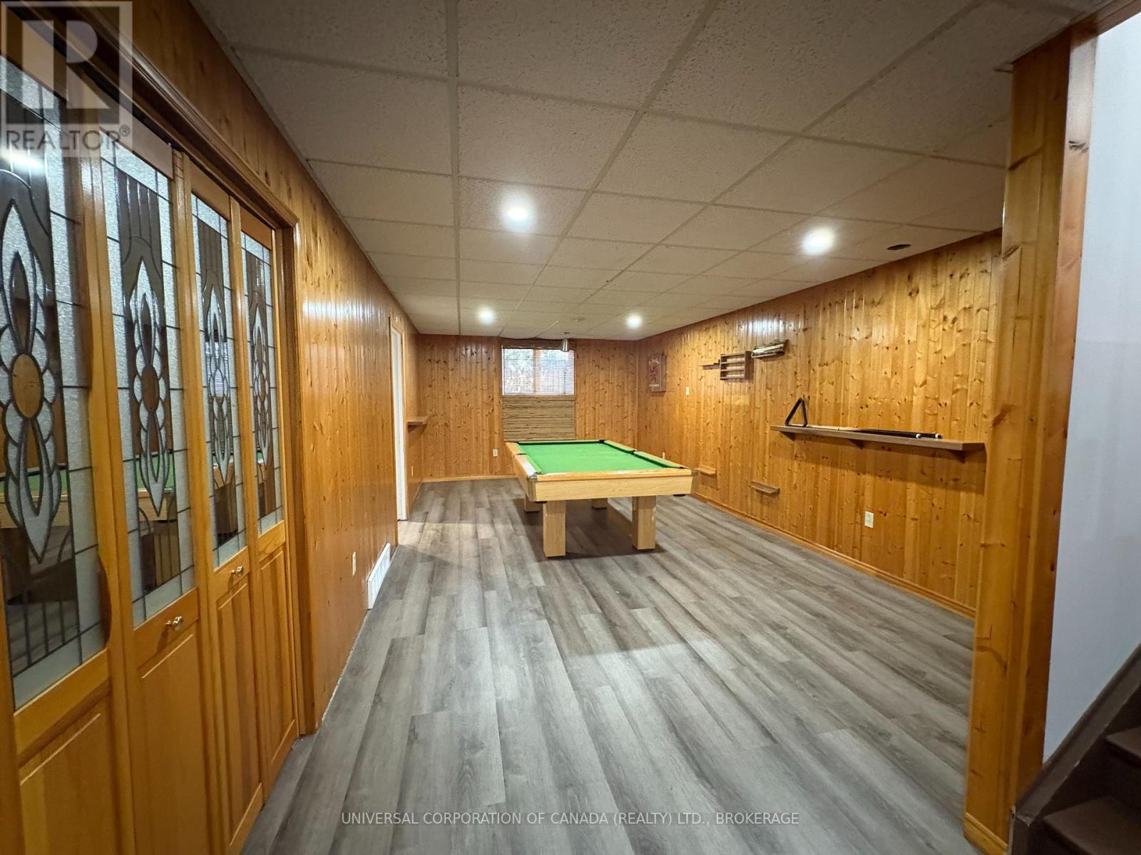 15 Treadwell Street E, Aylmer, ON - Indoor