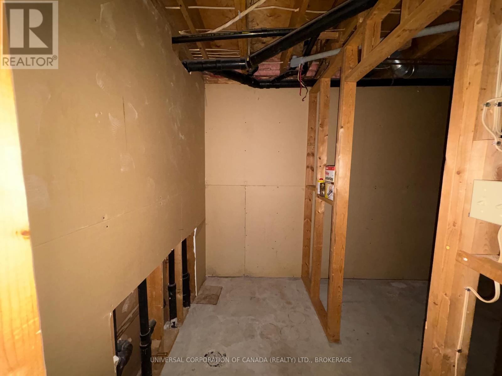 15 Treadwell Street E, Aylmer, ON - Indoor Photo Showing Basement