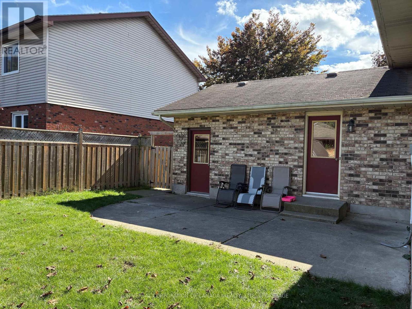 15 Treadwell Street E, Aylmer, ON - Outdoor