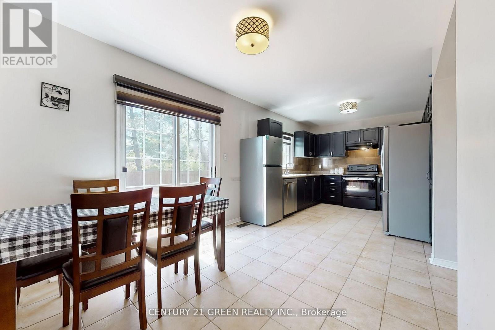 26 Dolphin Song Crescent, Brampton, ON - Indoor