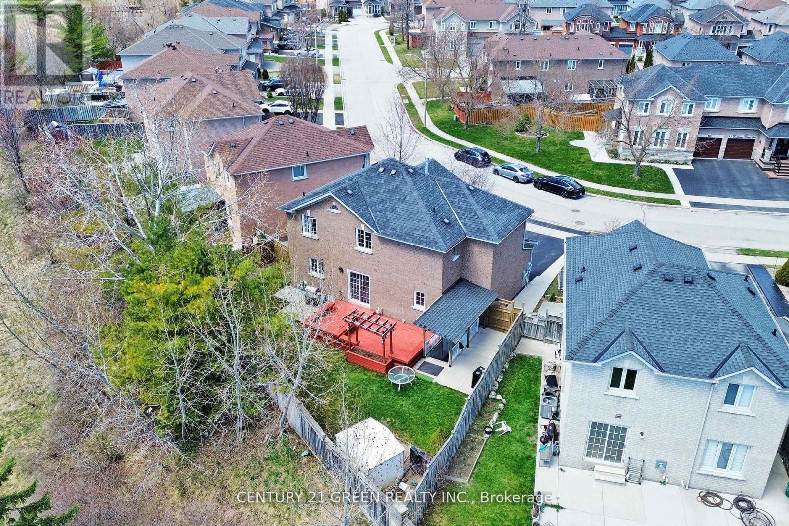26 Dolphin Song Crescent, Brampton, ON - Outdoor With View