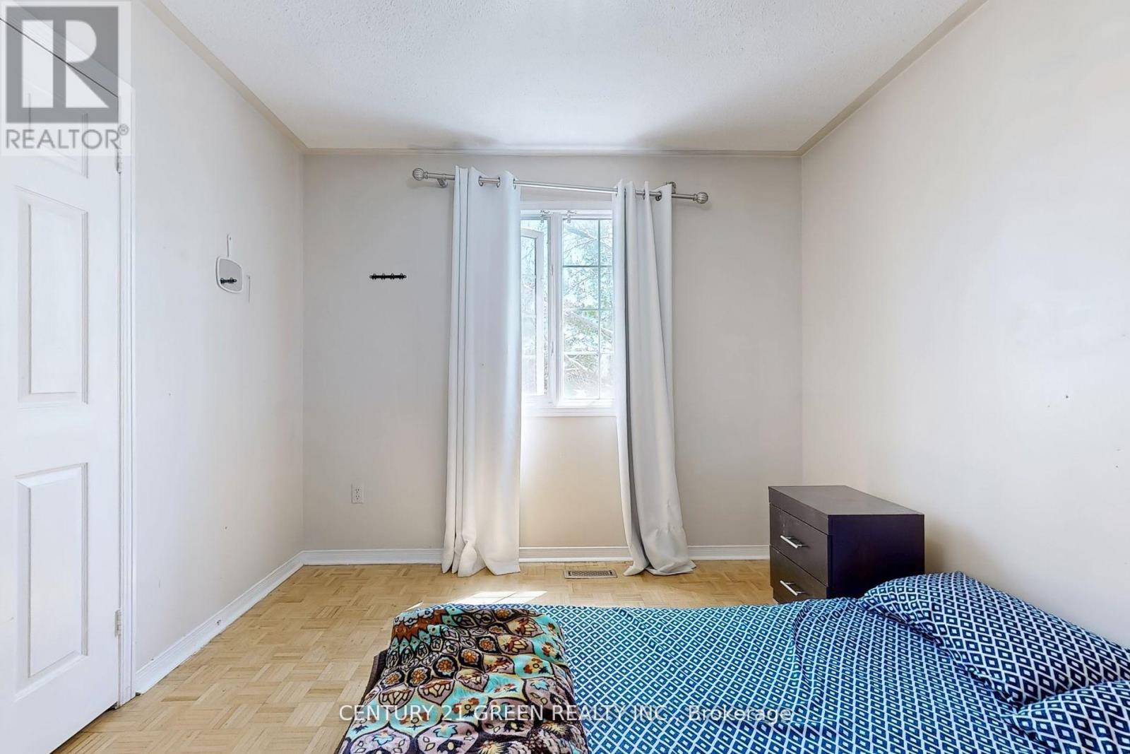 26 Dolphin Song Crescent, Brampton, ON - Indoor Photo Showing Bedroom
