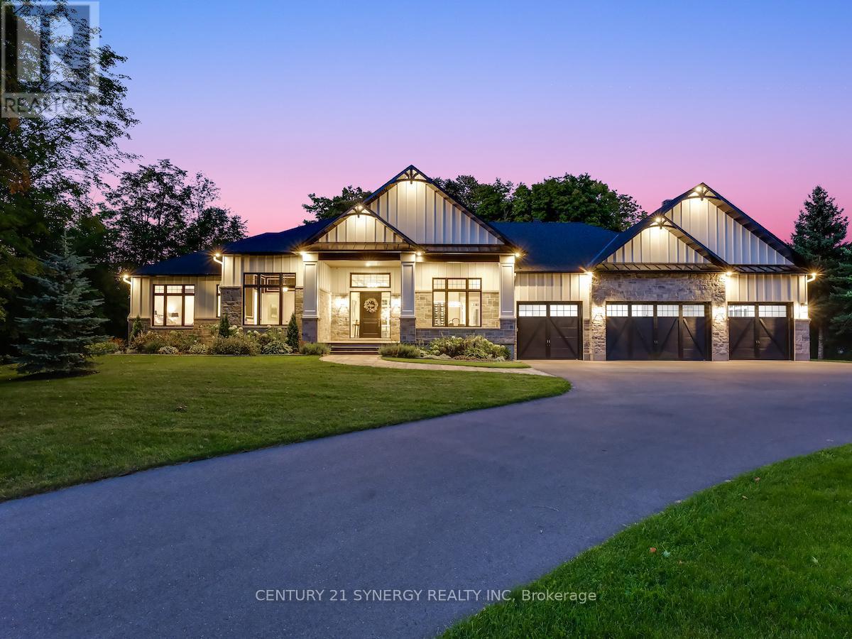 1443 Duchess Crescent, Ottawa, ON - Outdoor