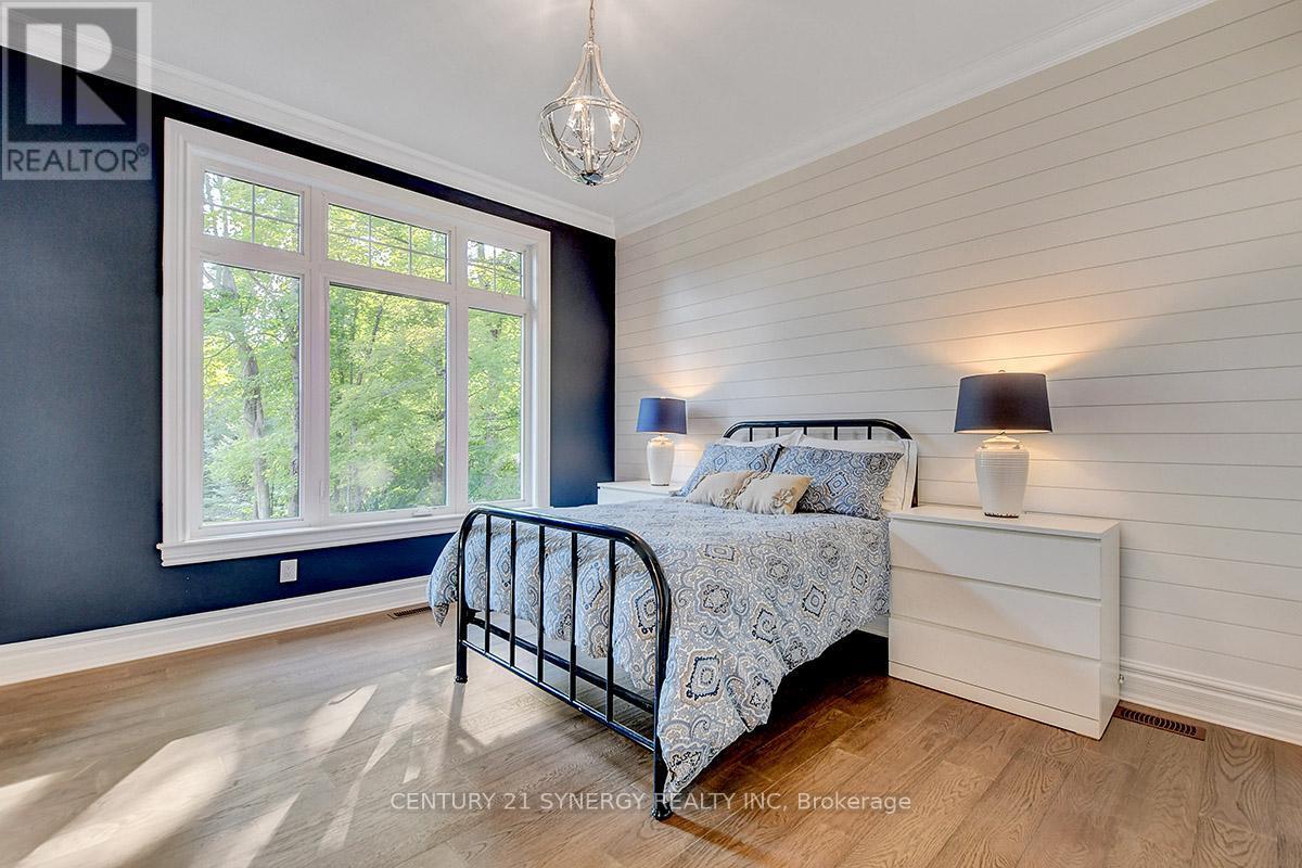 1443 Duchess Crescent, Ottawa, ON - Indoor Photo Showing Bedroom
