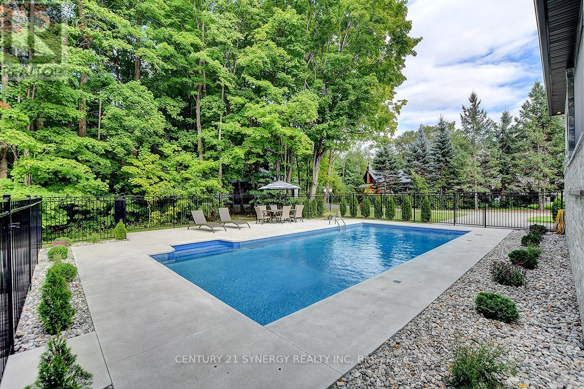 1443 Duchess Crescent, Ottawa, ON - Outdoor With In Ground Pool