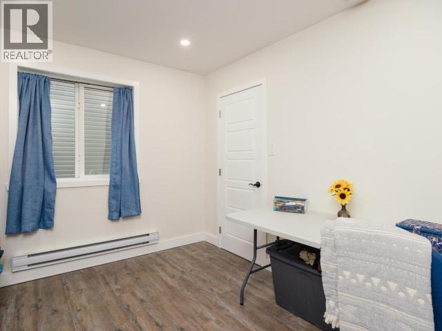 82 Eugene Avenue, Whitehorse, YT - Indoor