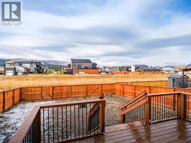 82 Eugene Avenue, Whitehorse, YT - Outdoor