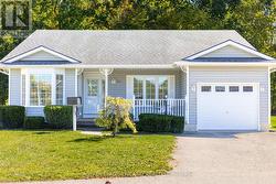 355 SHANNON BOULEVARD South Huron (Stephen), ON N0M 1T0