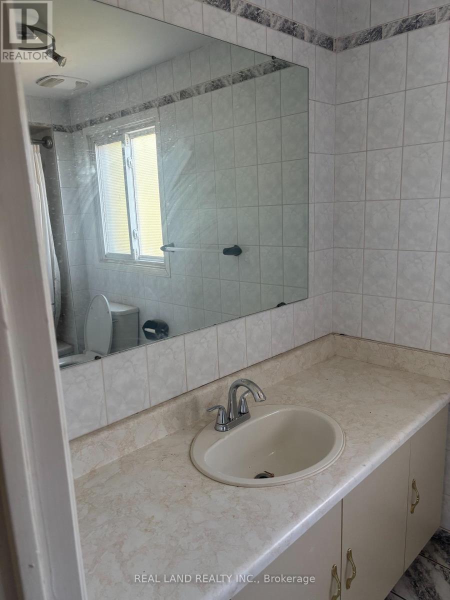 40 Burnhope Drive, Brampton, ON - Indoor Photo Showing Bathroom