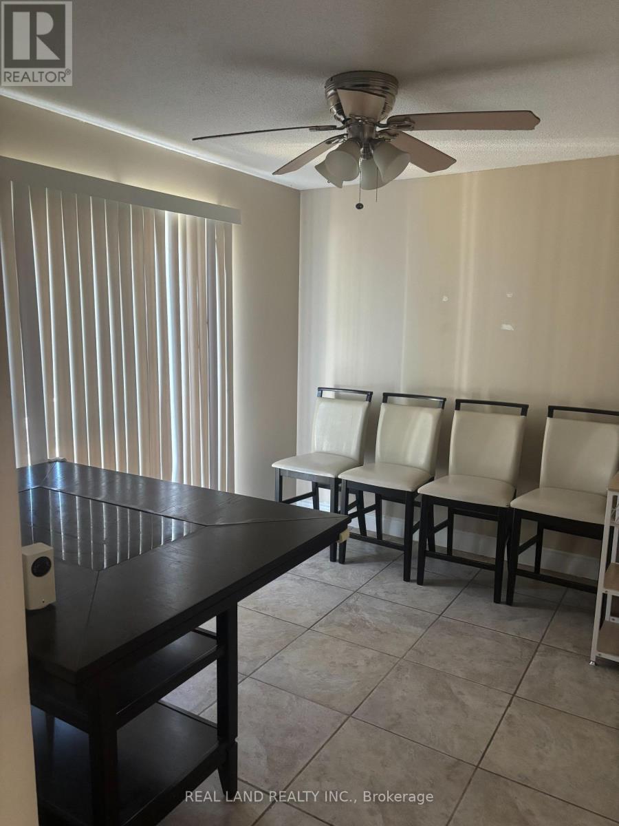 40 Burnhope Drive, Brampton, ON - Indoor