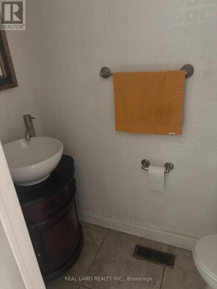 40 Burnhope Drive, Brampton, ON - Indoor Photo Showing Bathroom