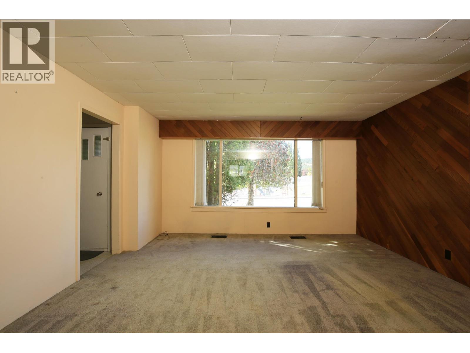 342 N Third Avenue, Williams Lake, BC - Indoor Photo Showing Other Room