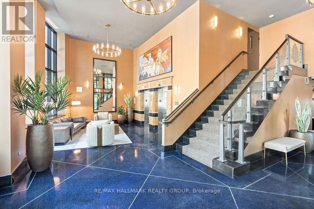 914 - 235 Kent Street, Ottawa, ON - Indoor Photo Showing Other Room