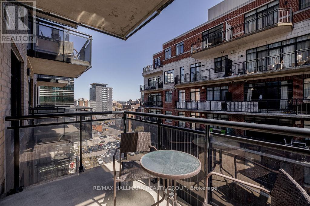 914 - 235 Kent Street, Ottawa, ON - Outdoor With Balcony