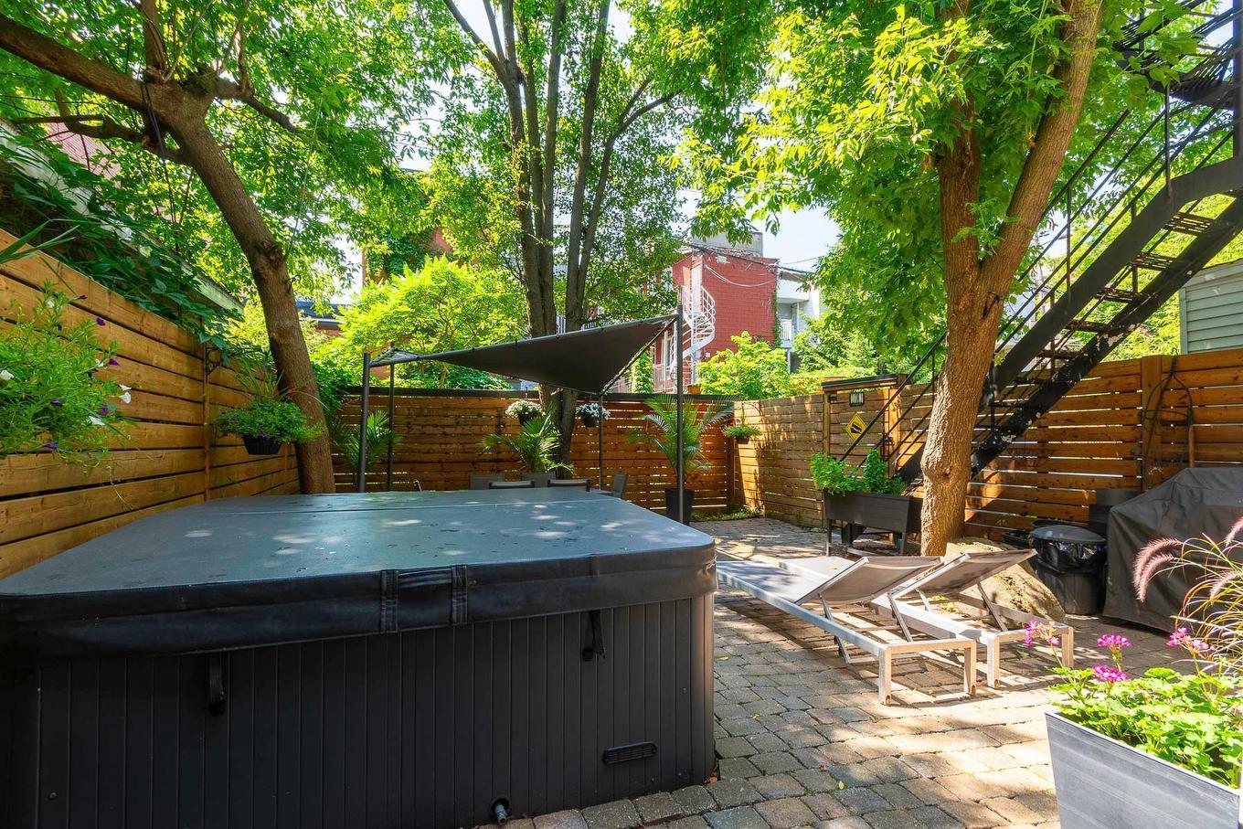 Hot tub - 4622 - 4626 Av. De Lorimier, Montréal (Le Plateau-Mont-Royal), QC - Outdoor