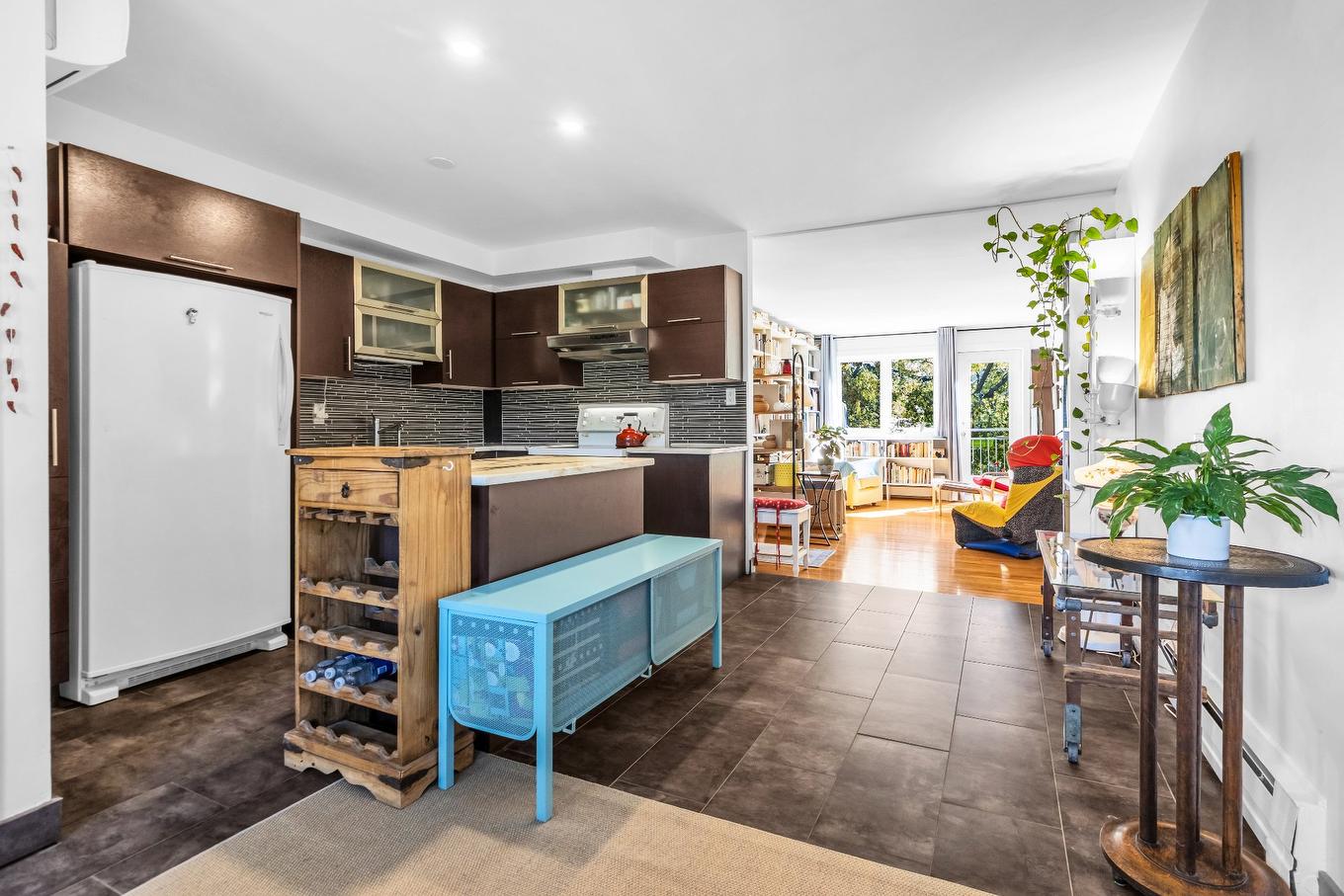 Cuisine - 7-84 Rue Reid, Saint-Lambert, QC - Indoor