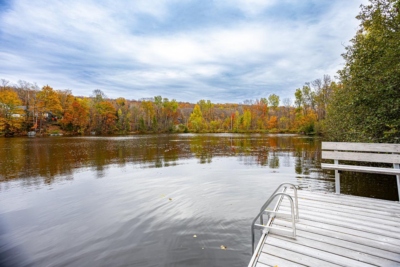 Bord de l'eau - 46 150E Avenue, Saint-Hippolyte, QC - Outdoor With Body Of Water With View